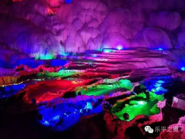 我和僵尸有个约会主题曲游戏画面